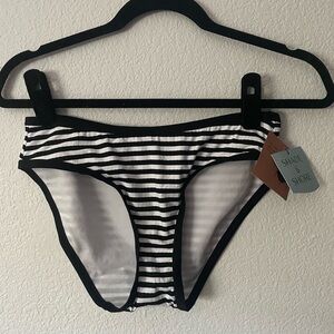🌟4/$13🌟NWT Shade & Shore Black and White Striped Swim Bottoms